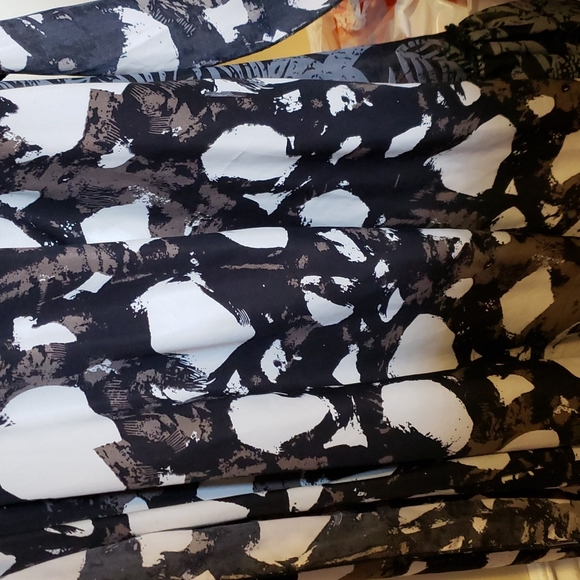 Salina studio ladies dress - Picture 2 of 2